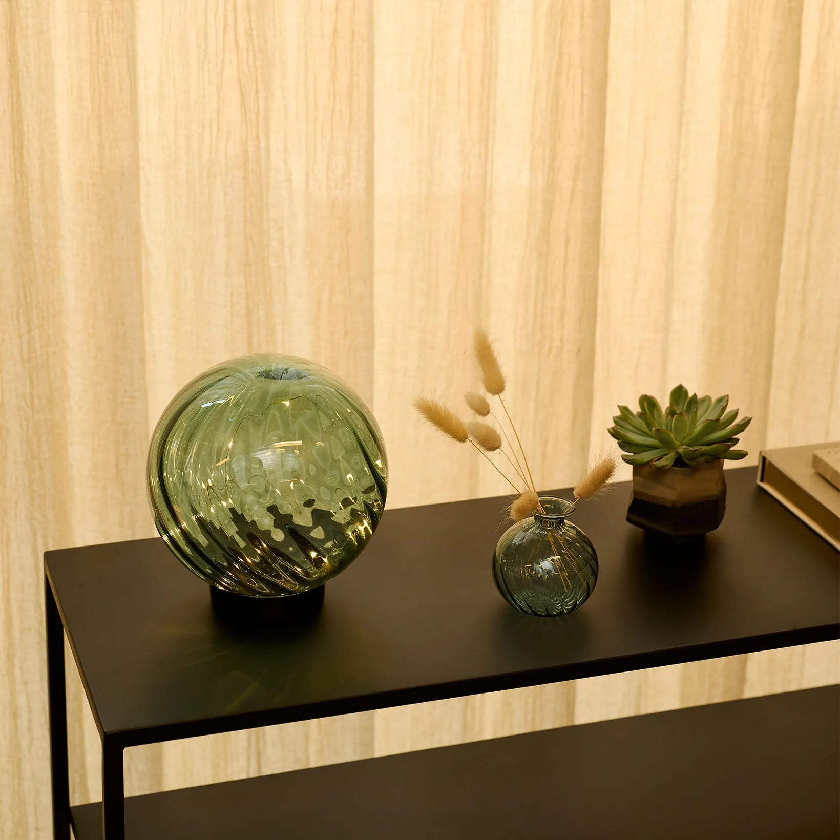 Sphere LED Lampe Grün